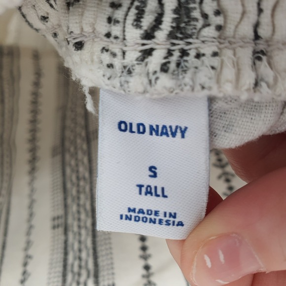Old Navy Black White Linen Blend Striped Boho Geometric Cami Jumpsuit Sz ST - Picture 9 of 10